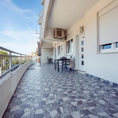 Apartament Nico Neum